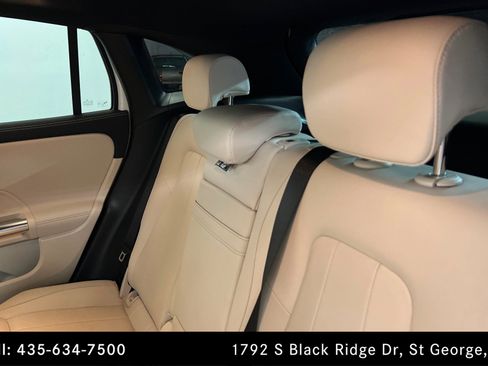 Certified 2022 Mercedes-Benz GLA 250 4MATIC w/ Premium Package Lite image 20