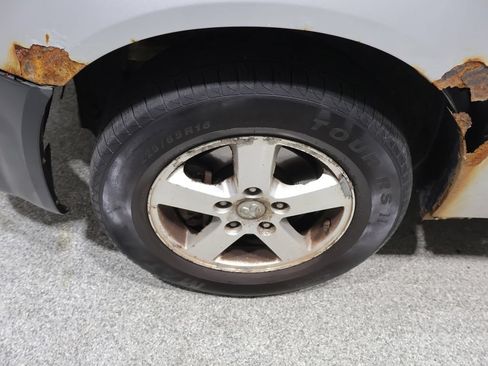 Used 2009 Dodge Grand Caravan SE w/ Climate Group FWD image 9
