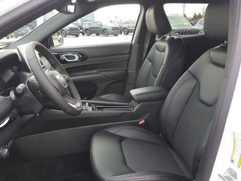 New 2026 Jeep Compass Latitude image 61