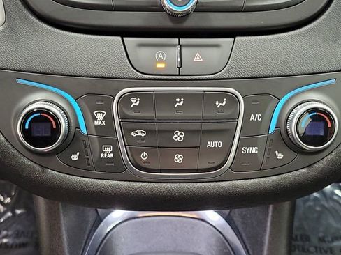 Used 2024 Chevrolet Malibu LT FWD image 25