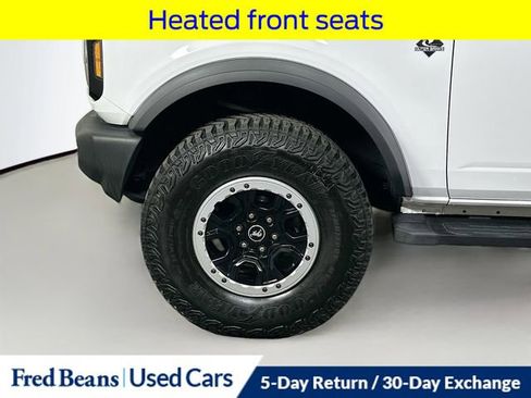 Certified 2024 Ford Bronco Outer Banks w/ Sasquatch Package AWD/4WD image 34