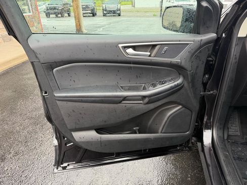 Used 2023 Ford Edge SEL AWD/4WD image 12