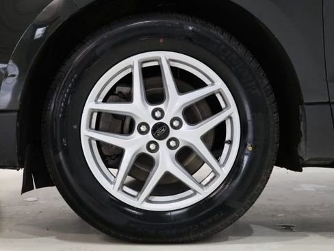 Used 2022 Ford Edge SEL w/ Convenience Package AWD/4WD image 11