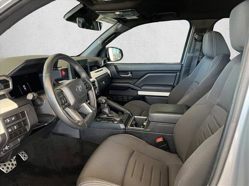 Used 2024 Toyota Tacoma TRD Sport image 9