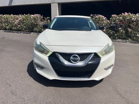 Used 2016 Nissan Maxima SR w/ Midnight Edition FWD image 4