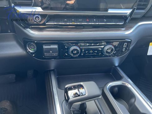 New 2026 Chevrolet Silverado 1500 LT Trail Boss w/ Convenience Package II AWD/4WD image 9