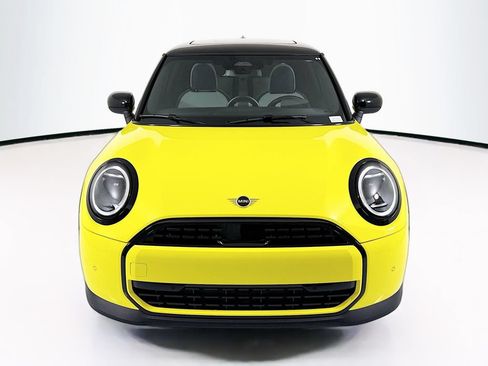 New 2026 MINI Cooper 2-Door Hardtop FWD image 2