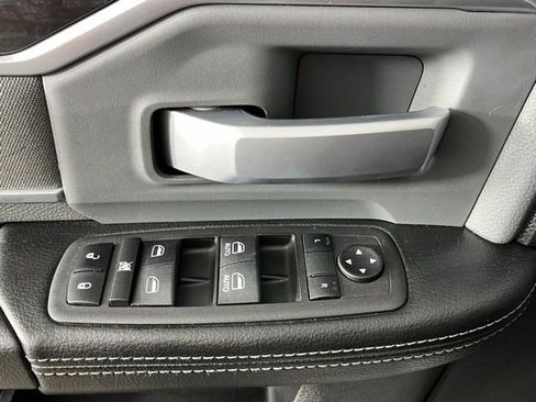 Used 2022 RAM 2500 Big Horn image 21