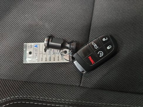 Used 2021 Dodge Charger SXT w/ Blacktop Package image 33