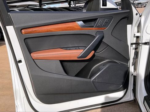 Used 2022 Audi Q5 2.0T Premium Plus w/ Premium Plus Package image 21