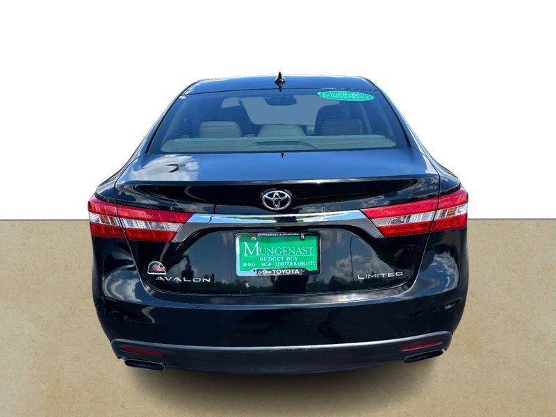 Used 2014 Toyota Avalon Limited w/ Technology Package FWD image 5