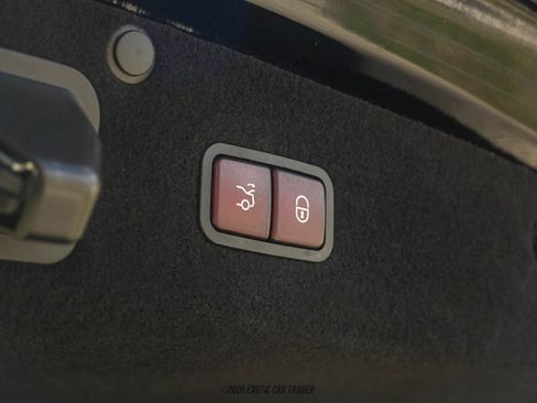 Used 2017 Mercedes-Benz S 550 4MATIC Sedan image 44