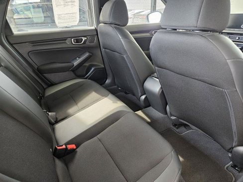 Used 2023 Honda Civic Sport image 11
