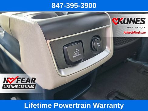 Used 2025 Kia Carnival SX Prestige FWD image 25