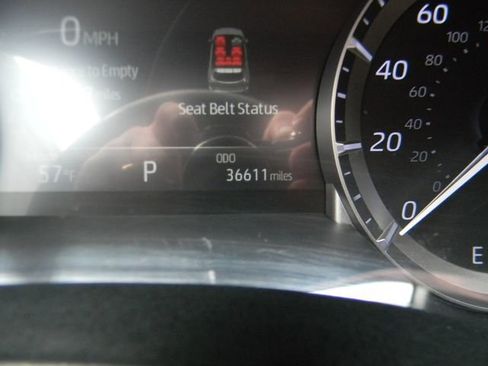 Used 2022 Toyota Highlander Platinum AWD/4WD image 11