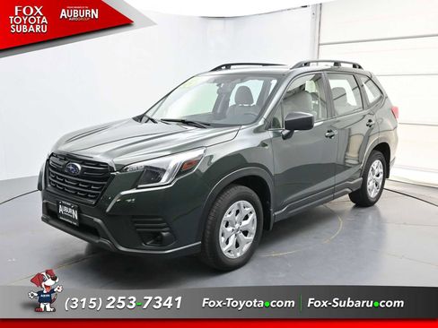 Used 2023 Subaru Forester AWD/4WD image 2