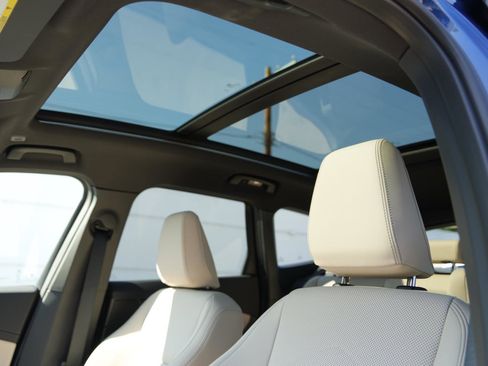 Used 2025 BMW X1 xDrive28i w/ Convenience Package image 11