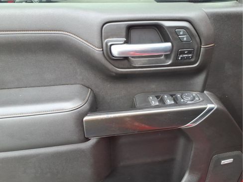 Used 2021 GMC Sierra 1500 AT4 w/ Off-Road Performance Package image 16