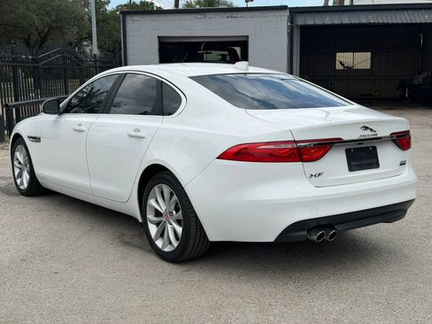 Used 2017 Jaguar XF Premium AWD/4WD image 5