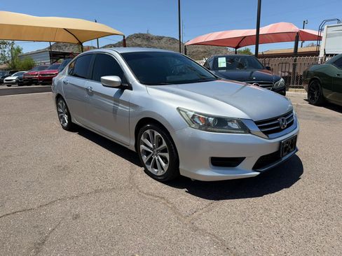 Used 2014 Honda Accord LX image 3