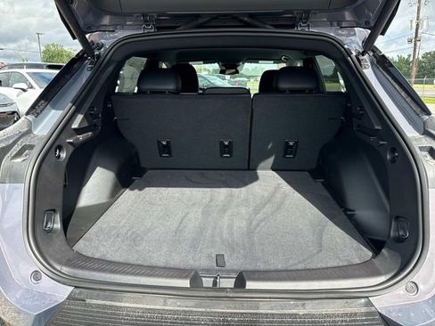 New 2025 Chevrolet Equinox EV LT image 7