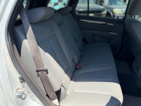 Used 2012 Hyundai Santa Fe GLS AWD/4WD image 7