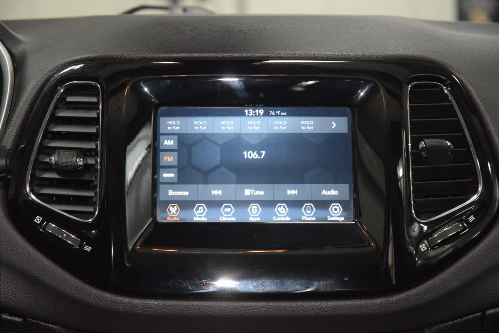 Used 2020 Jeep Compass Latitude AWD/4WD image 31