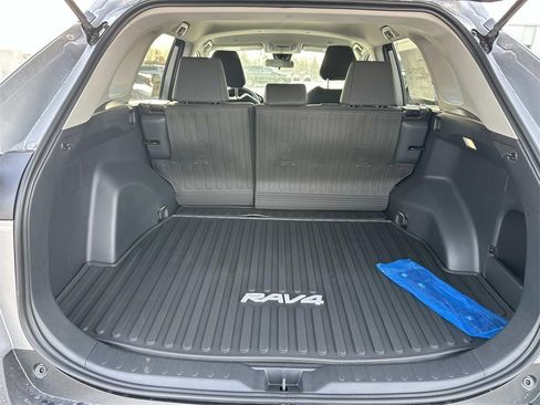 New 2025 Toyota RAV4 LE image 9