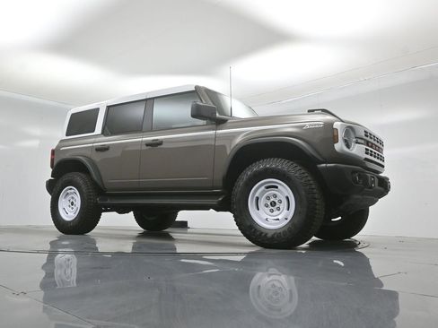 New 2026 Ford Bronco Heritage Edition AWD/4WD image 3