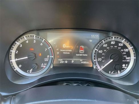 Used 2023 Toyota Highlander XLE image 25