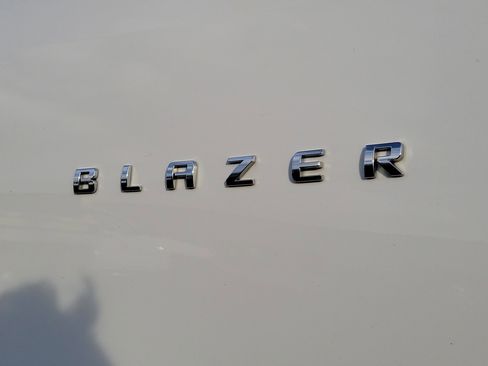 Used 2020 Chevrolet Blazer LT image 6