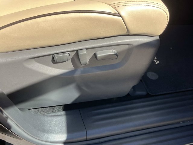 Used 2023 Nissan Armada SV w/ Cargo Package RWD image 24
