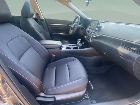Used 2021 Nissan Altima 2.5 SV AWD/4WD image 27