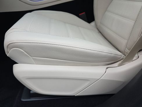 New 2026 Mercedes-Benz GLE 450 4MATIC Coupe image 28