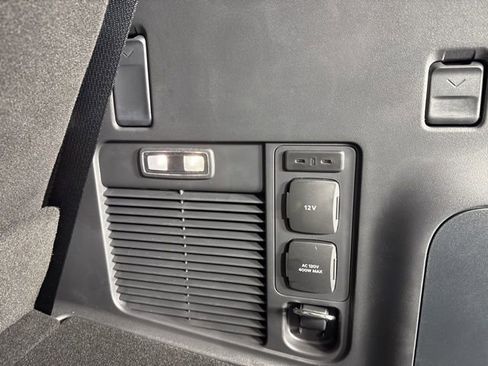 New 2025 Lincoln Navigator Black Label image 32