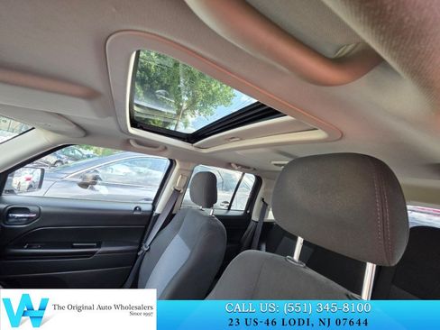 Used 2016 Jeep Patriot Latitude w/ Sun/Sound Group AWD/4WD image 14