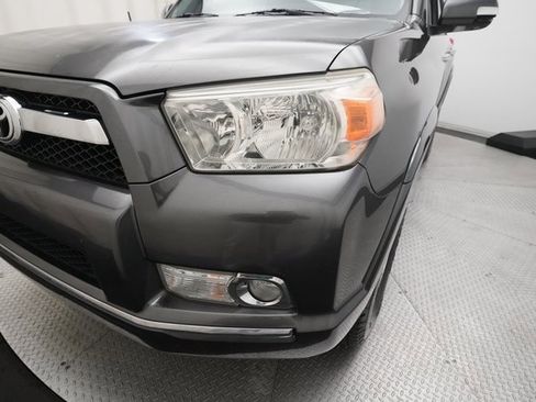 Used 2013 Toyota 4Runner SR5 image 21