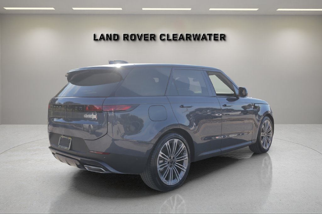 New 2027 Land Rover Range Rover Sport SE AWD/4WD image 5