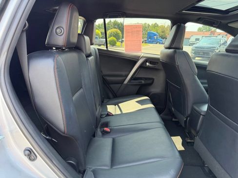 Used 2017 Toyota RAV4 SE FWD image 36