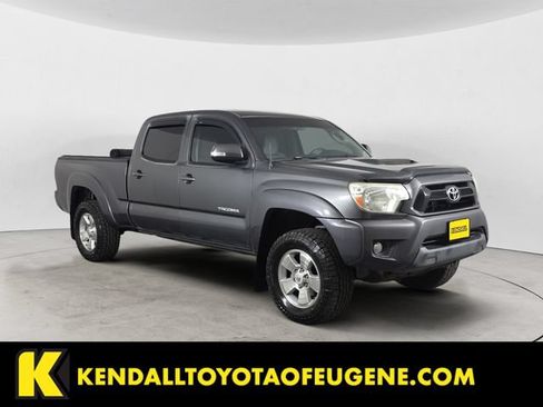Used 2014 Toyota Tacoma 4x4 Double Cab w/ TRD Sport Package image 3