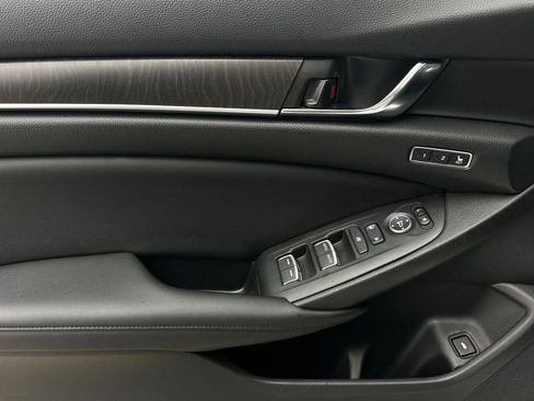 Certified 2021 Honda Accord EX-L image 11