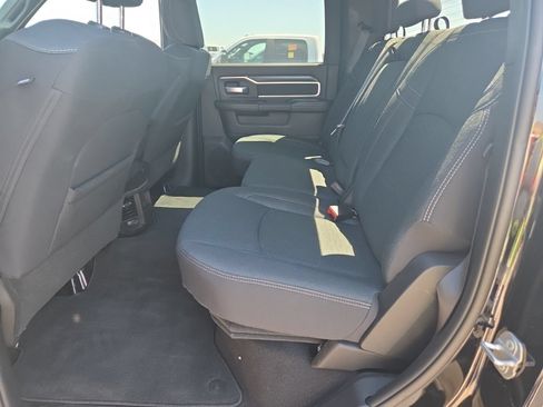 Used 2026 RAM 2500 Big Horn AWD/4WD image 3