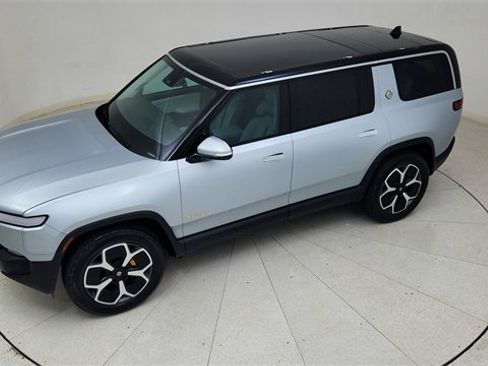 Used 2023 Rivian R1S Adventure image 81