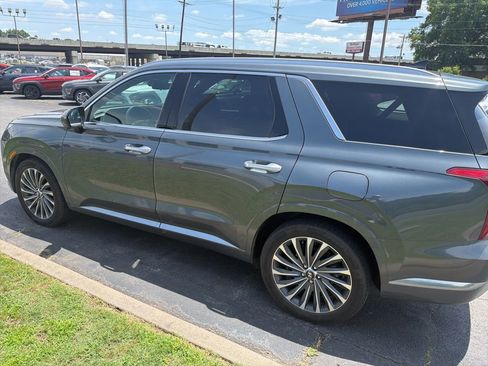 Used 2024 Hyundai Palisade Calligraphy FWD image 4