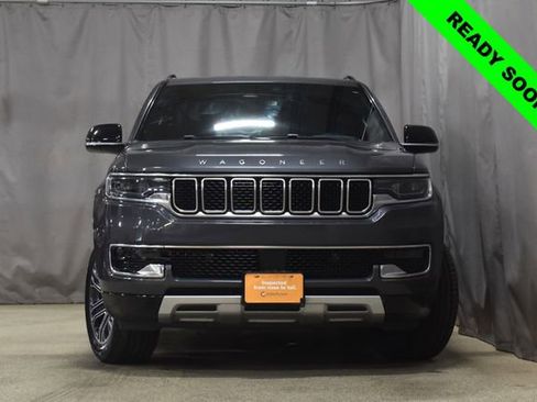 Certified 2024 Jeep Wagoneer Series II w/ Flexible Seating Group AWD/4WD image 5