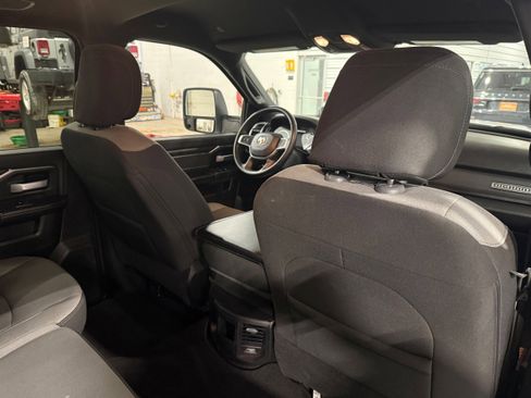 Certified 2024 RAM 2500 Big Horn w/ Bed Utility Group image 16