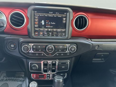 Used 2020 Jeep Gladiator Rubicon image 18