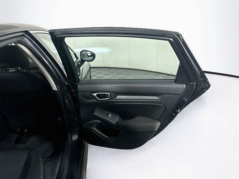 Used 2025 Honda Civic LX image 27