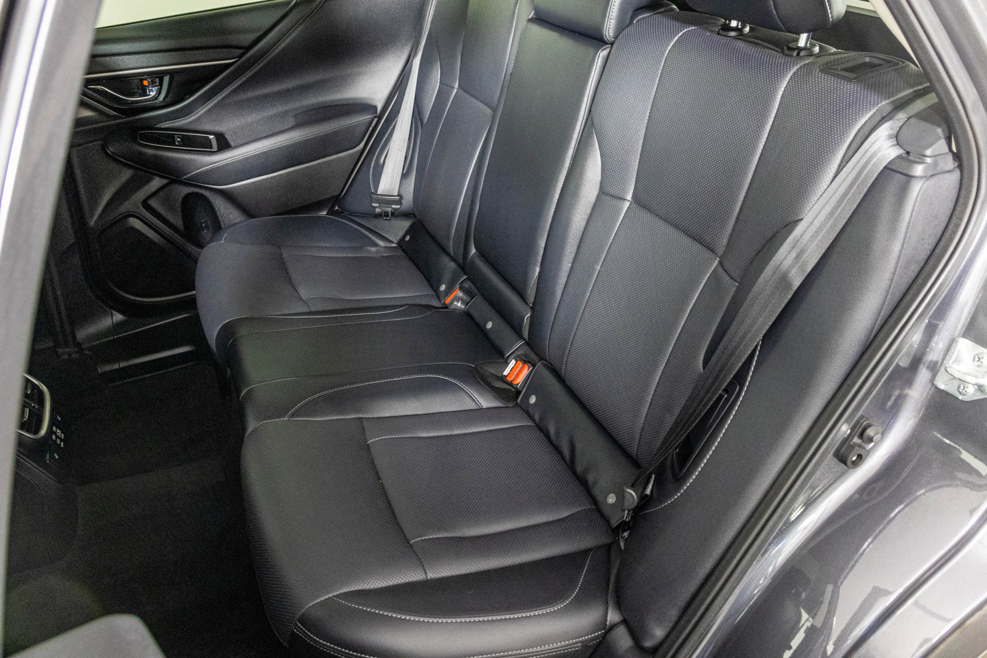 Used 2023 Subaru Outback Limited AWD/4WD image 40