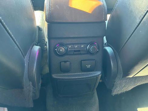 Used 2013 Ford Explorer Limited image 27